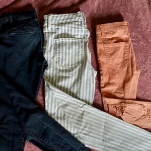 Set of three skinny jeans